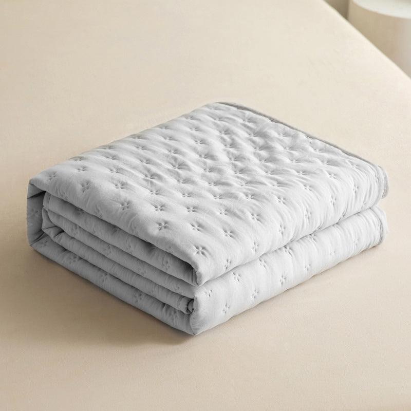 Mistral Quilt | Cooling Summer Comforter - Ultrasonic Quilted Lightweight Breathable Quilt - Light Gray Color