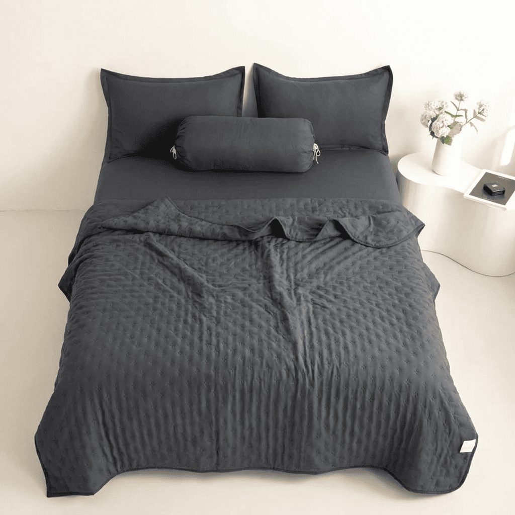 Mistral Quilt | Cooling Summer Comforter - Ultrasonic Quilted Lightweight Breathable Quilt - Dark Gray Color