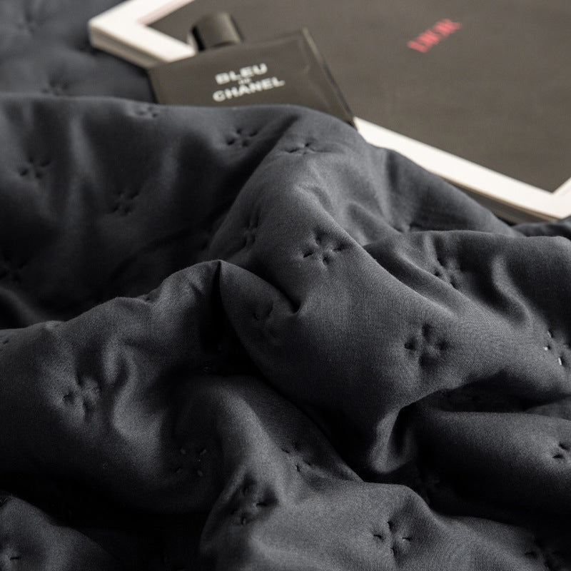 Mistral Quilt | Cooling Summer Comforter - Ultrasonic Quilted Lightweight Breathable Quilt - Dark Gray Color